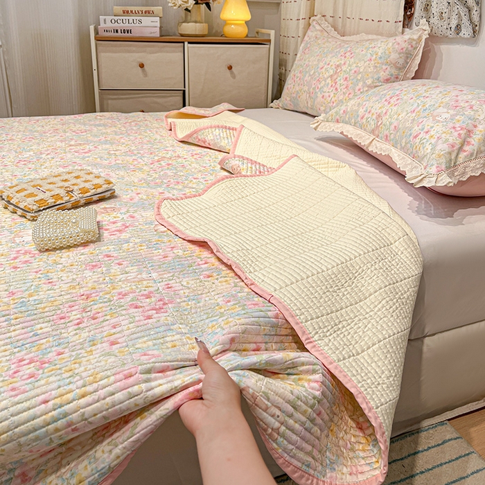 橙子家居 2025年新款小清新全棉高温砂洗棉花床盖四件套跑量款床盖单面纯棉 梦幻花园兔