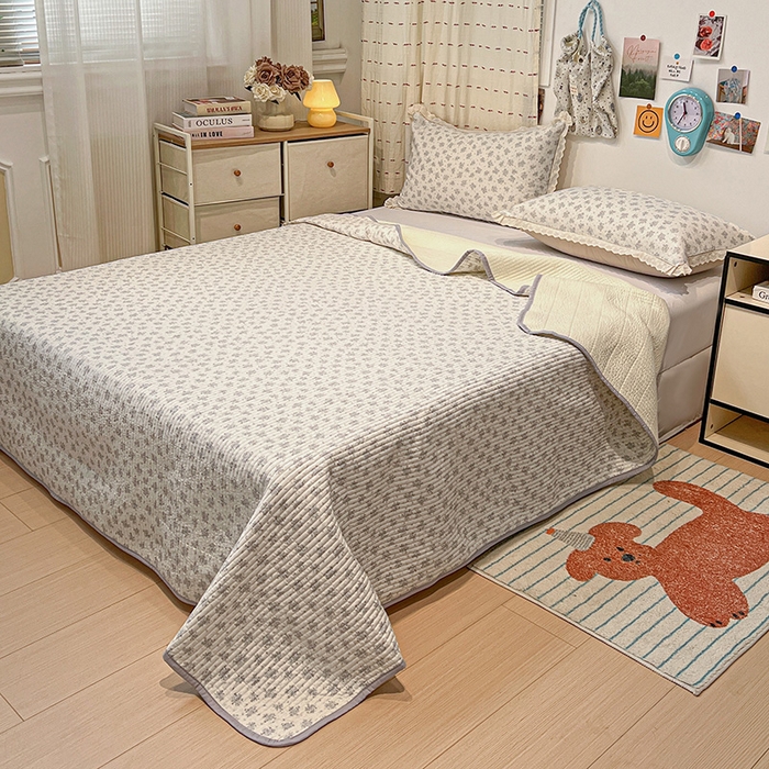 91家纺网 家纺一手货源 找家纺 橙子家居 2025年新款小清新全棉高温砂洗棉花床盖四件套跑量款床盖单面纯棉 舒芙蕾