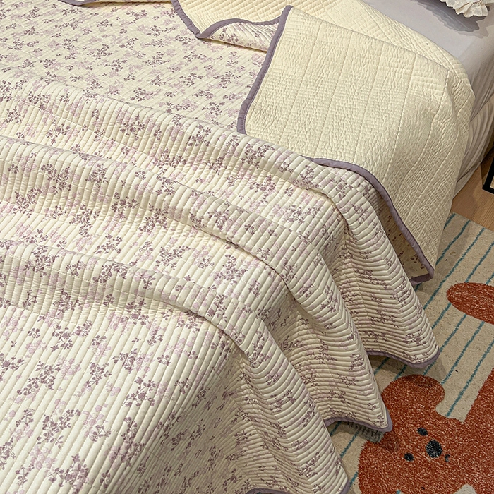 91家纺网 家纺一手货源 找家纺 橙子家居 2025年新款小清新全棉高温砂洗棉花床盖四件套跑量款床盖单面纯棉 春风里-紫