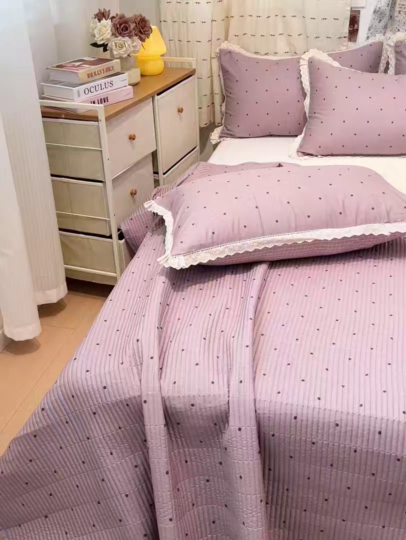 91家纺网 家纺一手货源 找家纺 橙子家居 2025年新款小清新全棉高温砂洗棉花床盖四件套跑量款床盖单面纯棉 芋泥啵啵