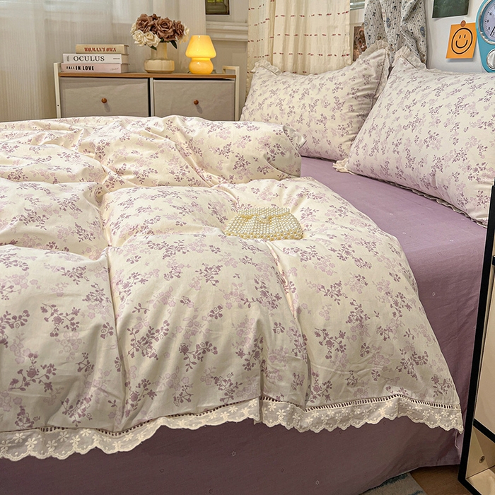 91家纺网 家纺一手货源 找家纺 橙子家居 2025新款小清新全棉纯棉花边款床单四件套 春风里-紫