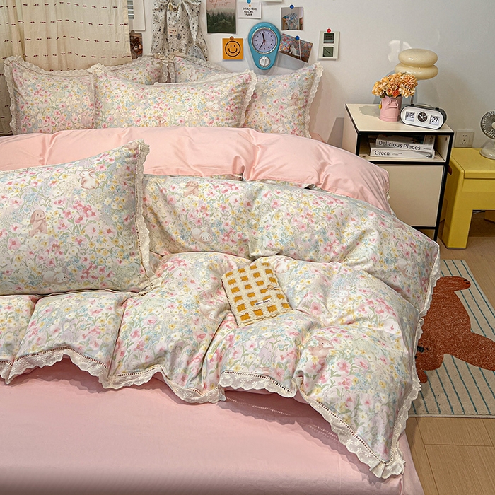 91家纺网 家纺一手货源 找家纺 橙子家居 2025新款小清新全棉纯棉花边款床单四件套 梦幻花园兔