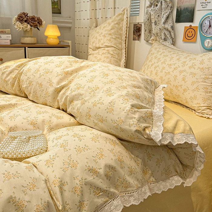 91家纺网 家纺一手货源 找家纺 橙子家居 2025新款小清新全棉纯棉花边款床单四件套 琥珀流光