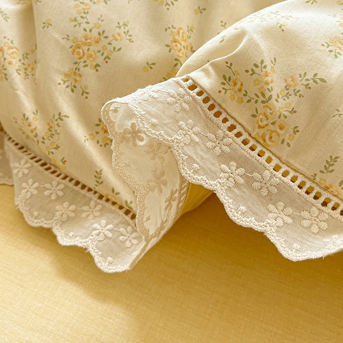 91家纺网 家纺一手货源 找家纺 橙子家居 2025新款小清新全棉纯棉花边款床单四件套 琥珀流光