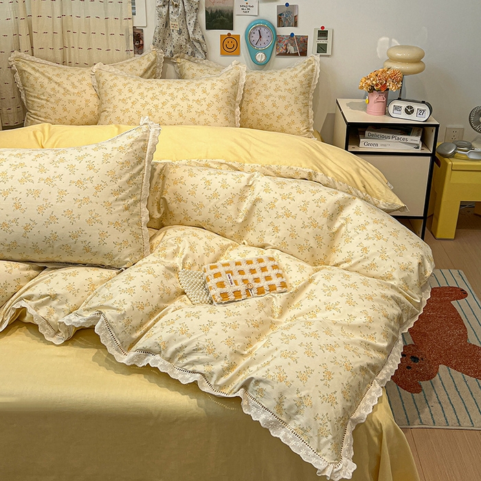 91家纺网 家纺一手货源 找家纺 橙子家居 2025新款小清新全棉纯棉花边款床单四件套 琥珀流光