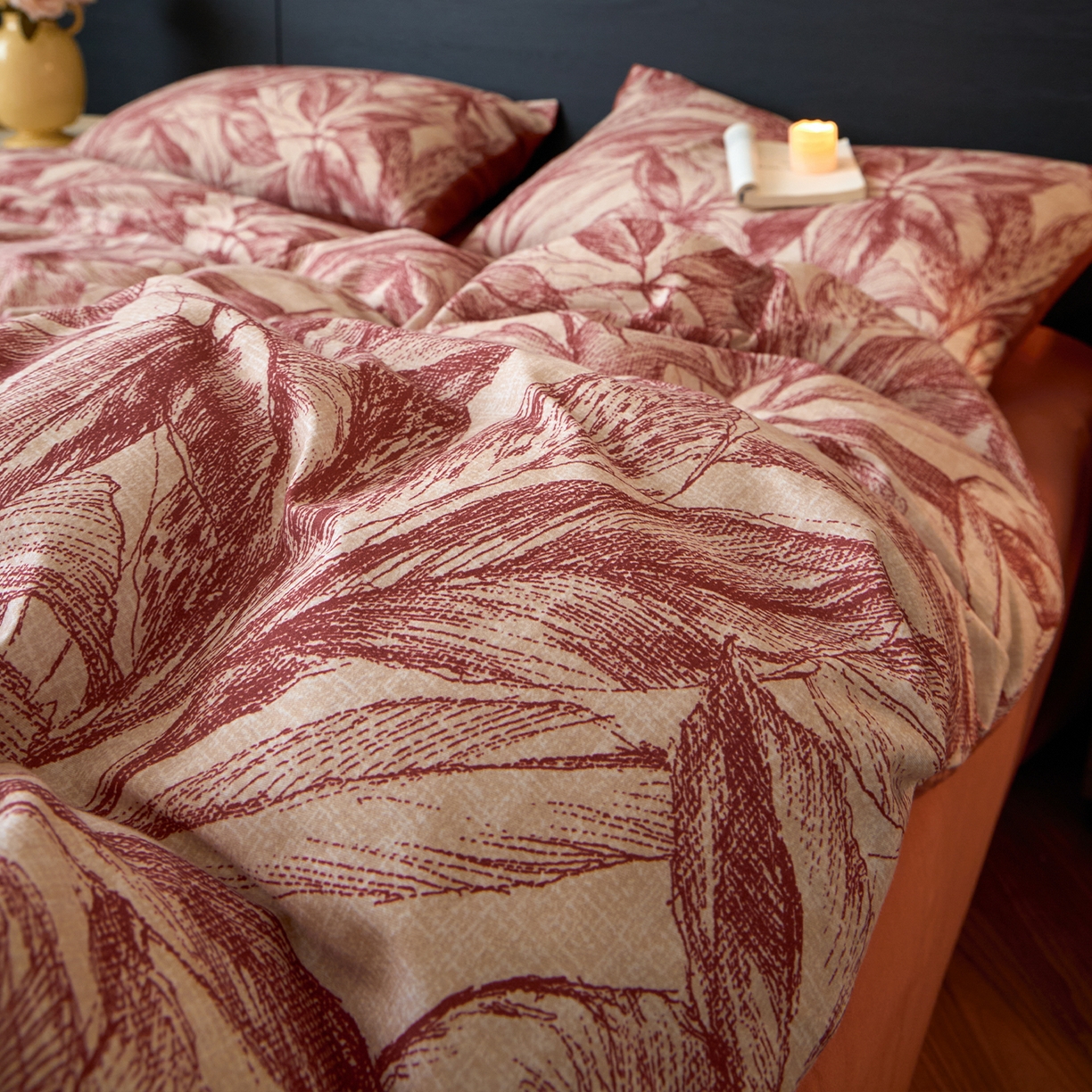 91家纺网 家纺一手货源 找家纺 蓝邻家纺 2025新款全棉纯棉加厚磨毛法式复古风四件套 花颜-红