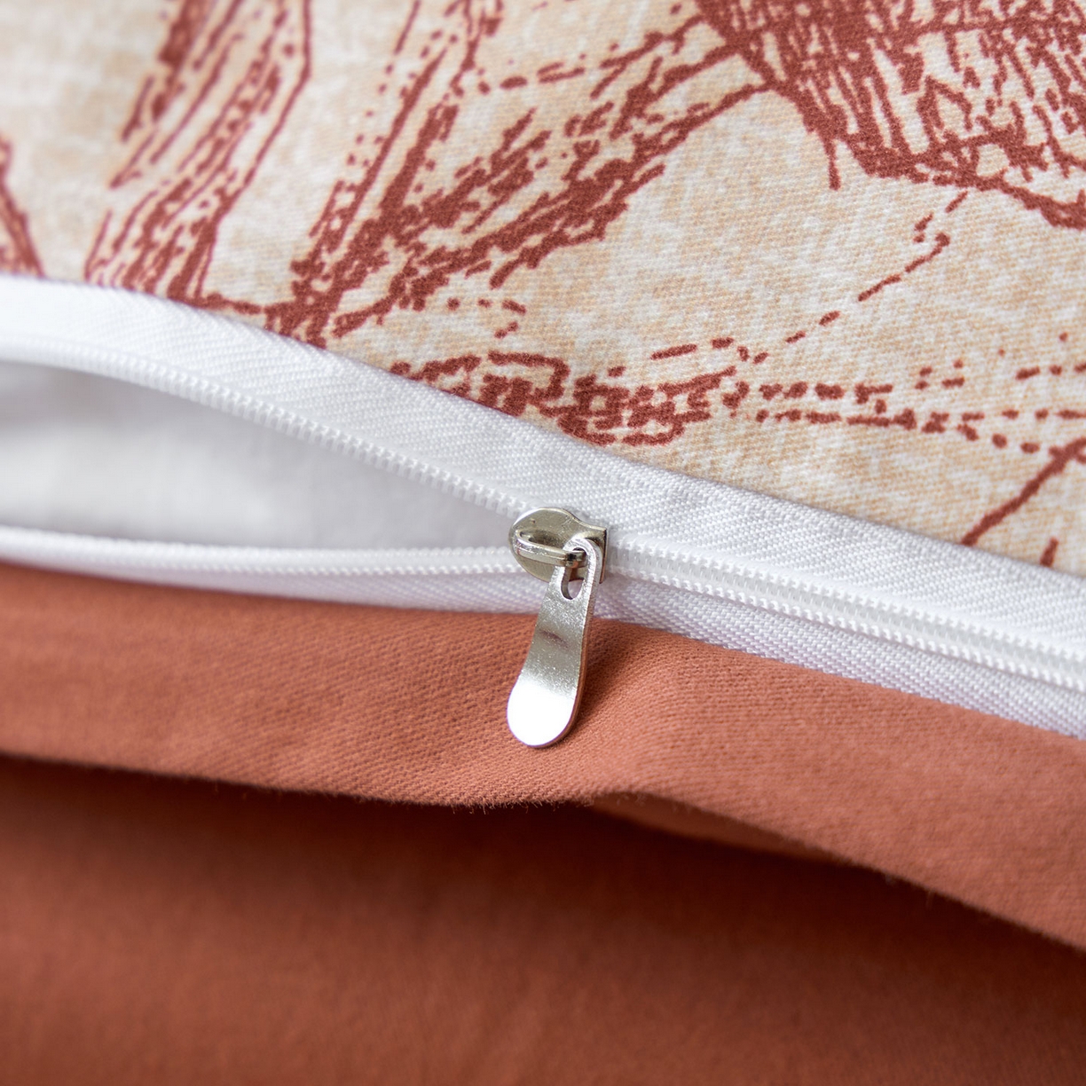 91家纺网 家纺一手货源 找家纺 蓝邻家纺 2025新款全棉纯棉加厚磨毛法式复古风四件套 花颜-红