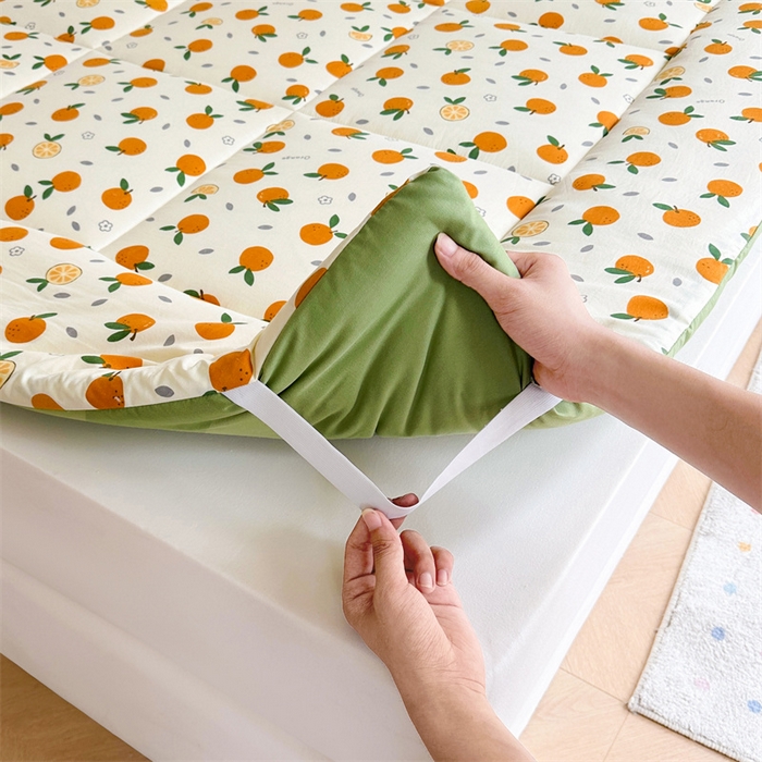 91家纺网 家纺一手货源 找家纺 梵蒂莎 2025新款新疆棉花四季款秋冬两用床垫子褥子学生宿舍印花学生款棉花床褥垫（场景2）（含买家秀） 橙意满满-床垫