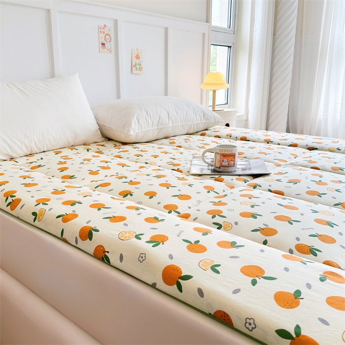 91家纺网 家纺一手货源 找家纺 梵蒂莎 2025新款新疆棉花四季款秋冬两用床垫子褥子宿舍印花学生款棉花床褥垫（场景1）（含买家秀） 橙意满满-床垫
