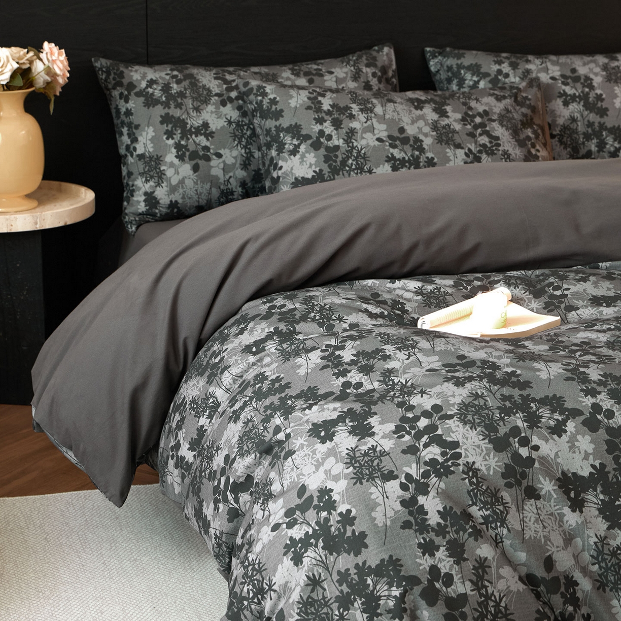 91家纺网 家纺一手货源 找家纺 蓝邻家纺 2025新款全棉纯棉加厚磨毛法式复古风四件套 漫枝-灰