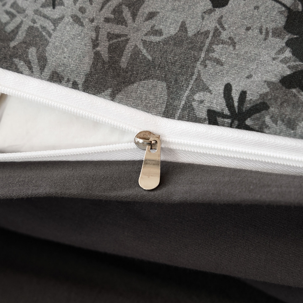 91家纺网 家纺一手货源 找家纺 蓝邻家纺 2025新款全棉纯棉加厚磨毛法式复古风四件套 漫枝-灰