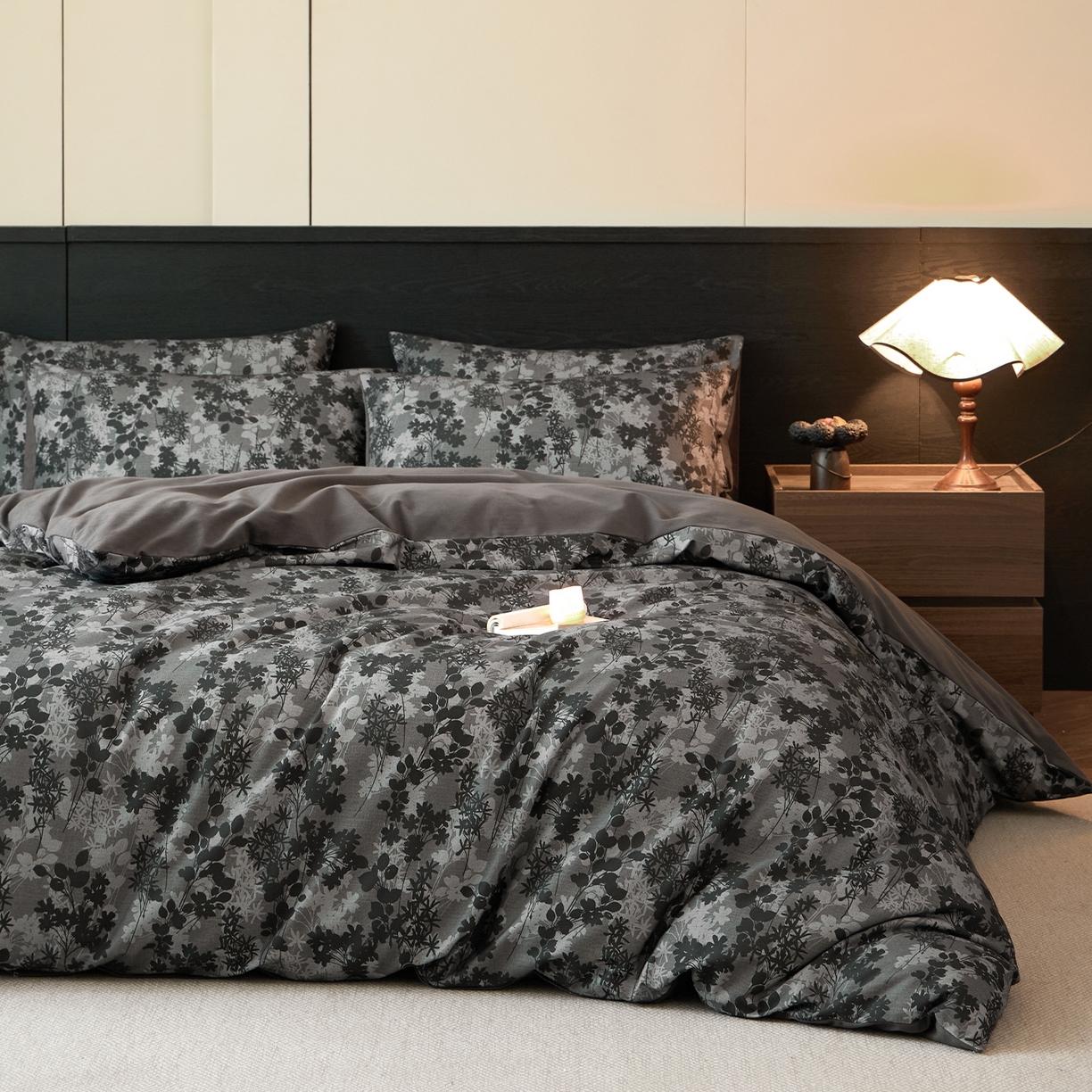 91家纺网 家纺一手货源 找家纺 蓝邻家纺 2025新款全棉纯棉加厚磨毛法式复古风四件套 漫枝-灰