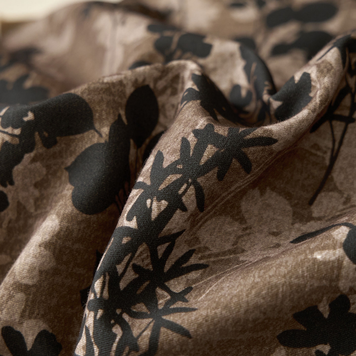 91家纺网 家纺一手货源 找家纺 蓝邻家纺 2025新款全棉纯棉加厚磨毛法式复古风四件套 漫枝-咖