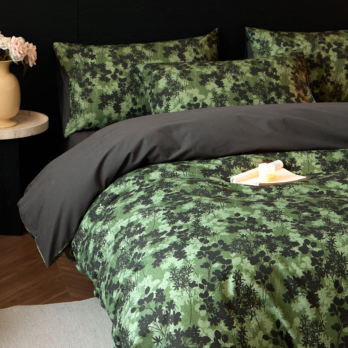 91家纺网 家纺一手货源 找家纺 蓝邻家纺 2025新款全棉纯棉加厚磨毛法式复古风四件套 漫枝-绿