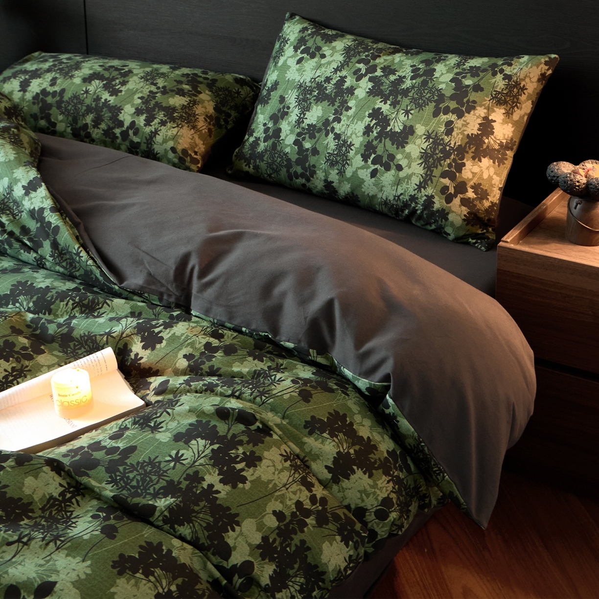 91家纺网 家纺一手货源 找家纺 蓝邻家纺 2025新款全棉纯棉加厚磨毛法式复古风四件套 漫枝-绿