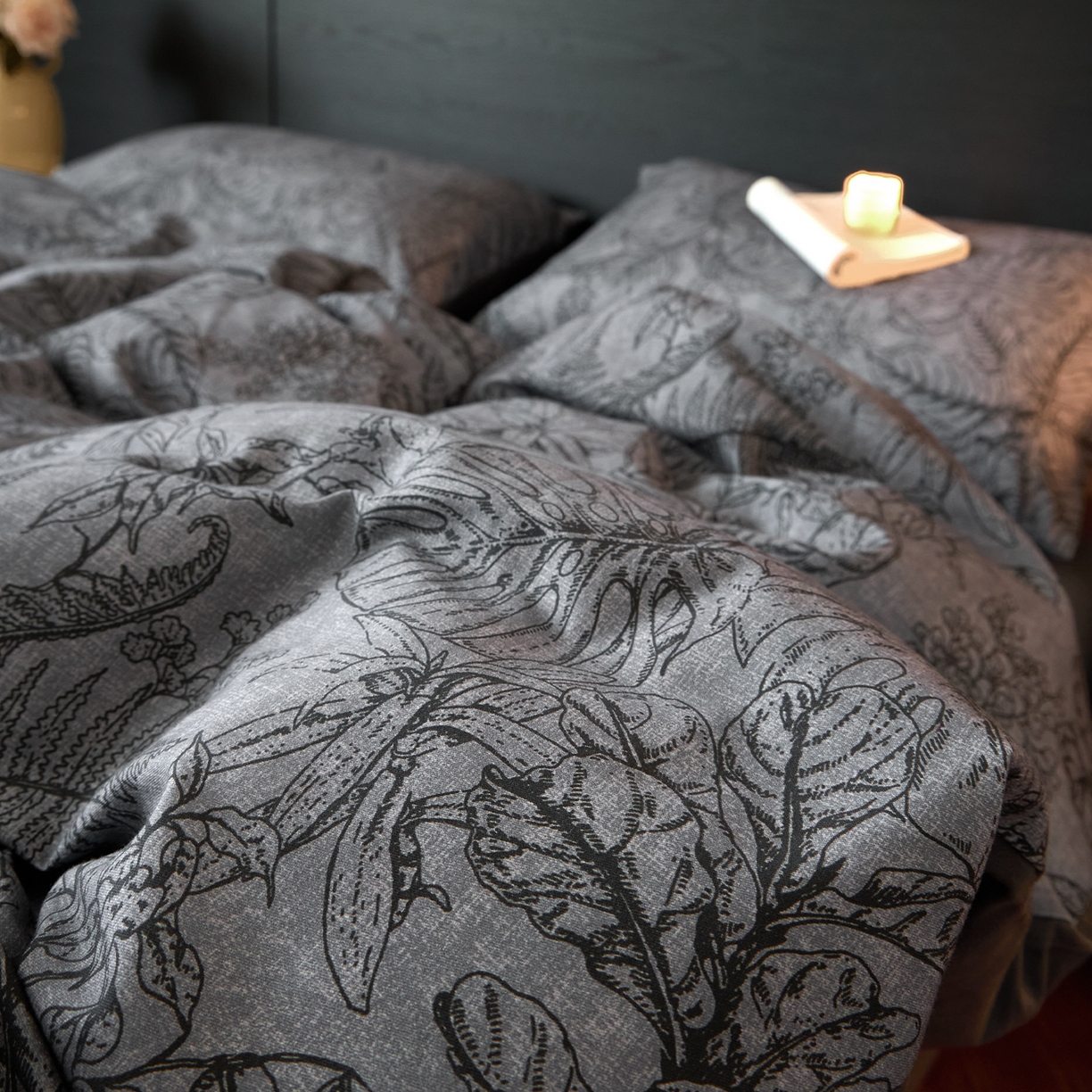 91家纺网 家纺一手货源 找家纺 蓝邻家纺 2025新款全棉纯棉加厚磨毛法式复古风四件套 叶语-蓝