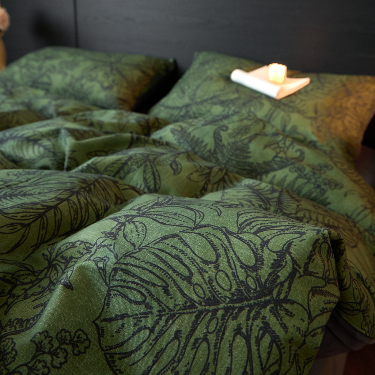 91家纺网 家纺一手货源 找家纺 蓝邻家纺 2025新款全棉纯棉加厚磨毛法式复古风四件套 叶语-绿