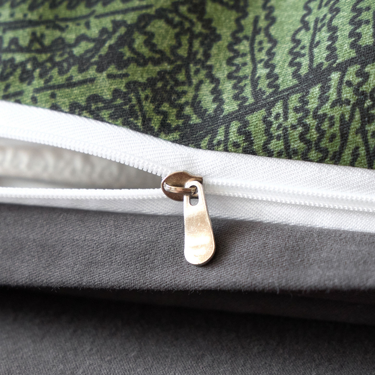 91家纺网 家纺一手货源 找家纺 蓝邻家纺 2025新款全棉纯棉加厚磨毛法式复古风四件套 叶语-绿