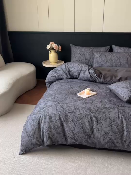 91家纺网 家纺一手货源 找家纺 蓝邻家纺 2025新款全棉纯棉加厚磨毛法式复古风四件套 叶语-蓝