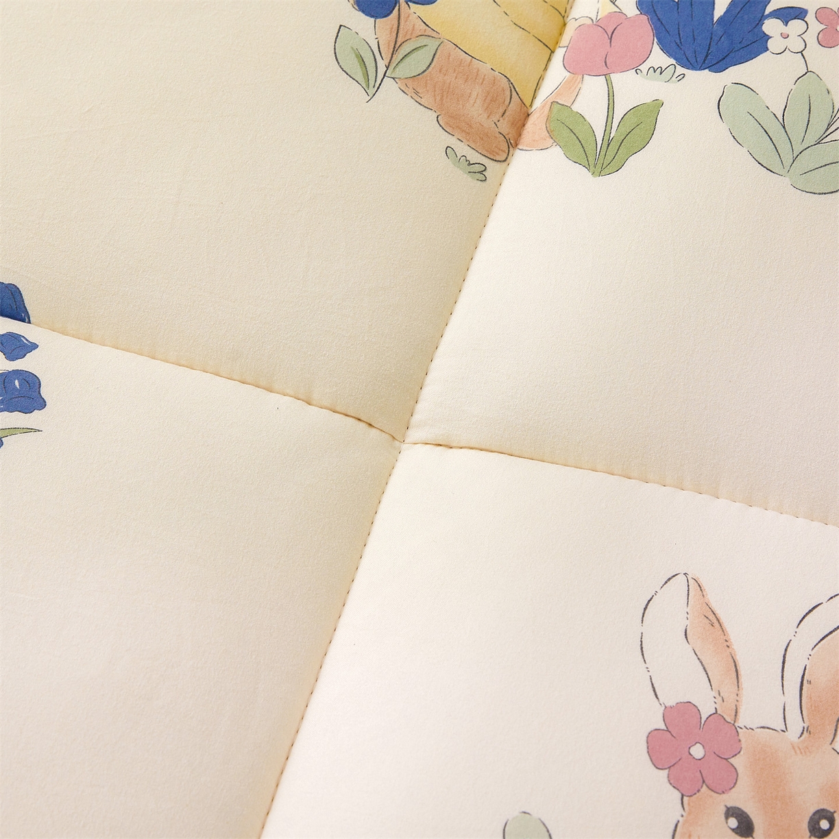 91家纺网 家纺一手货源 找家纺 梵蒂莎 2025秋冬新品云朵棉新疆棉花床垫垫背床褥垫单人床褥宿舍加厚褥子（2025新花型拍图中）爱丽丝-床垫系列