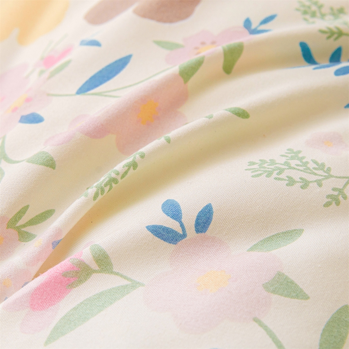 91家纺网 家纺一手货源 找家纺 梵蒂莎 2025秋冬新品云朵棉新疆棉花床垫垫背床褥垫单人床褥宿舍加厚褥子（2025新花型拍图中）花园小熊-床垫系列