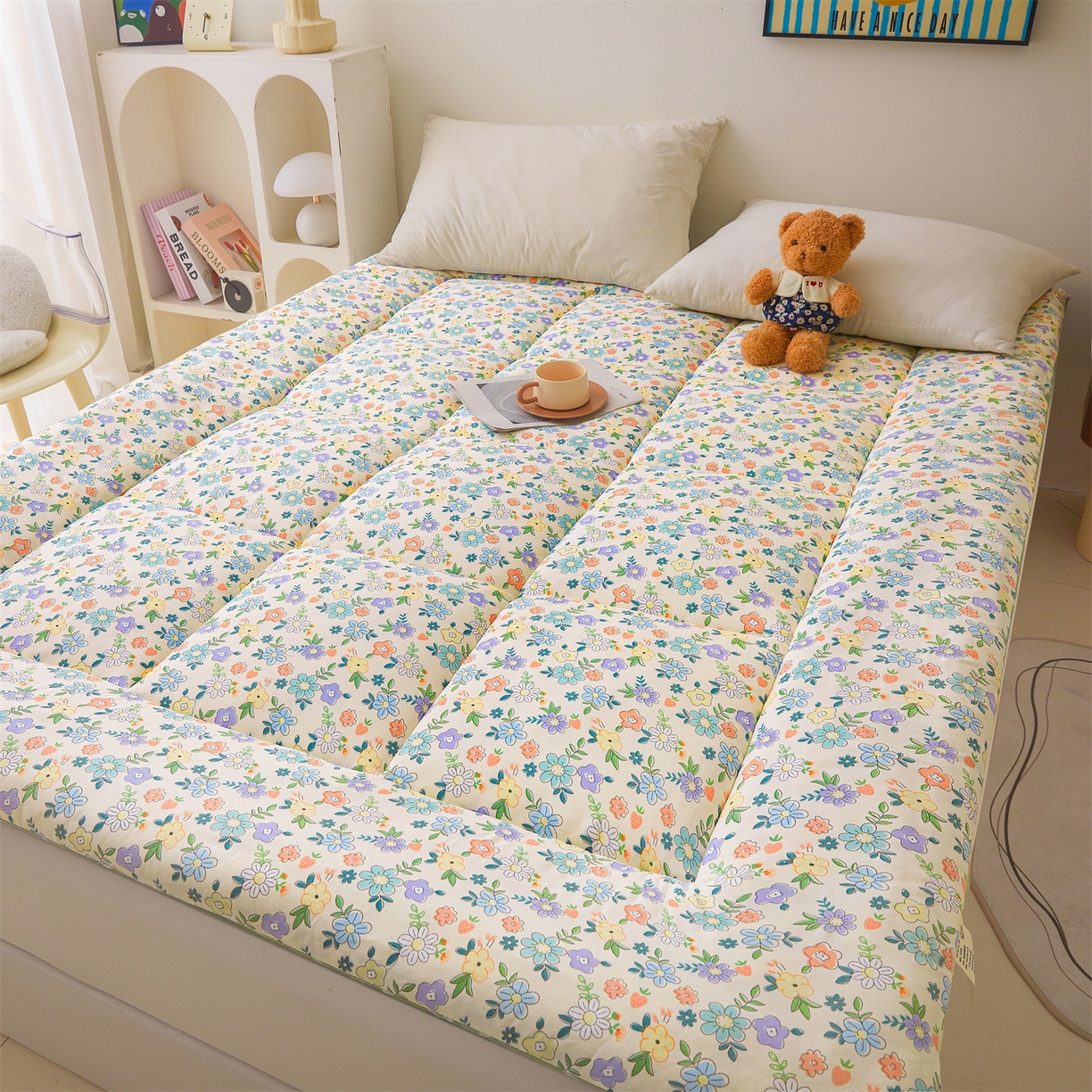 91家纺网 家纺一手货源 找家纺 梵蒂莎 2025秋冬新品云朵棉新疆棉花床垫垫背床褥垫单人床褥宿舍加厚褥子（2025新花型拍图中）花韵恬梦-床垫系列