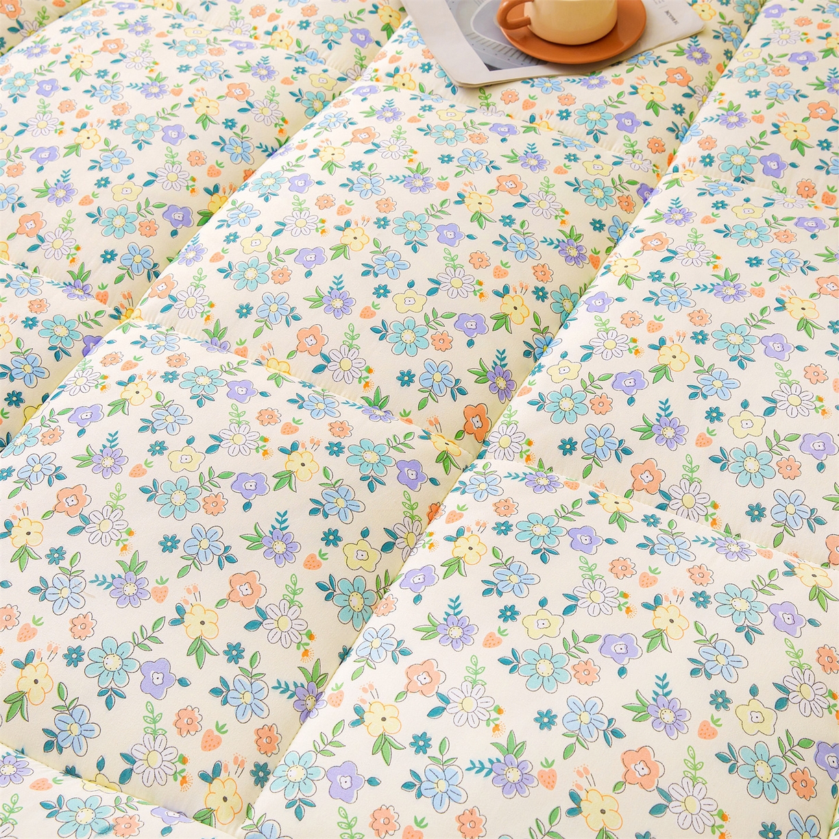 91家纺网 家纺一手货源 找家纺 梵蒂莎 2025秋冬新品云朵棉新疆棉花床垫垫背床褥垫单人床褥宿舍加厚褥子（2025新花型拍图中）花韵恬梦-床垫系列