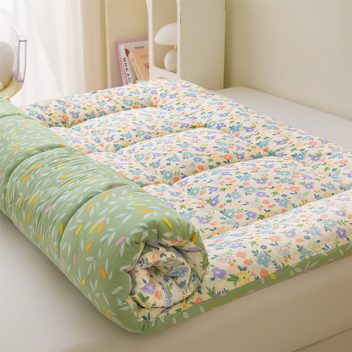 91家纺网 家纺一手货源 找家纺 梵蒂莎 2025秋冬新品云朵棉新疆棉花床垫垫背床褥垫单人床褥宿舍加厚褥子（2025新花型拍图中）花韵恬梦-床垫系列