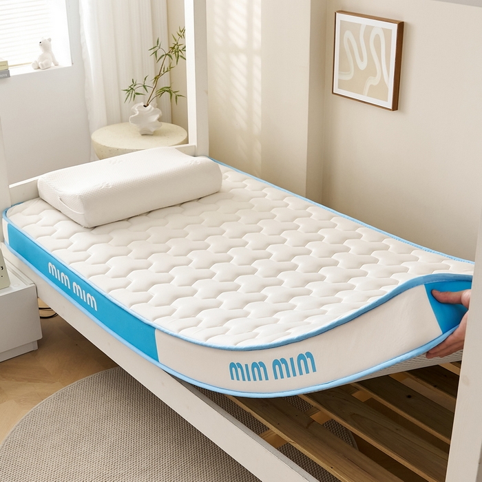 91家纺网 家纺一手货源 找家纺 奇丝雅 2025新款宝石双拼高密记忆棉立体乳胶床垫 宝石蓝（9公分）