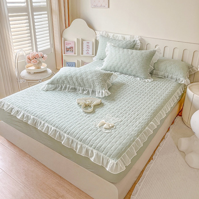 91家纺网 家纺一手货源 找家纺 麒豆豆 2025新款优舒棉花边床笠-蜜糖熊 绿