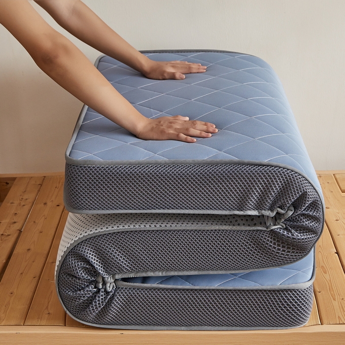 91家纺网 家纺一手货源 找家纺 奇丝雅 2025新款牛奶丝学生宿舍床上下铺专用加厚记忆棉海绵立体乳胶床垫【高密记忆棉】 菱格-兰（6公分）