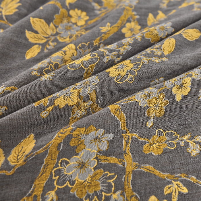 91家纺网 家纺一手货源 找家纺 不打烊家纺 2025新款全棉有氧双层纱羊毛尼美容床罩系列套件-梅花颂 梅花颂-卡其