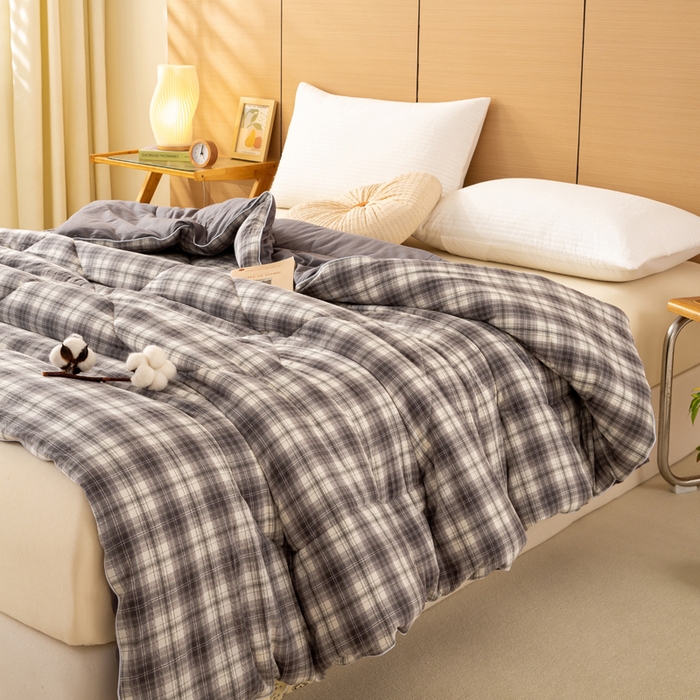 91家纺网 家纺一手货源 找家纺 美梦之都 2025新款全棉纯棉A类新疆棉花冬被被子被芯 灰中格