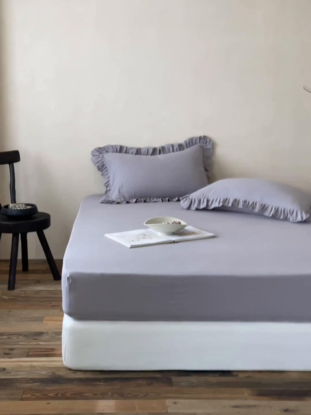 91家纺网 家纺一手货源 找家纺 三味舒屋 2025新款花边美学全棉双层纱单品单床笠 浅花灰