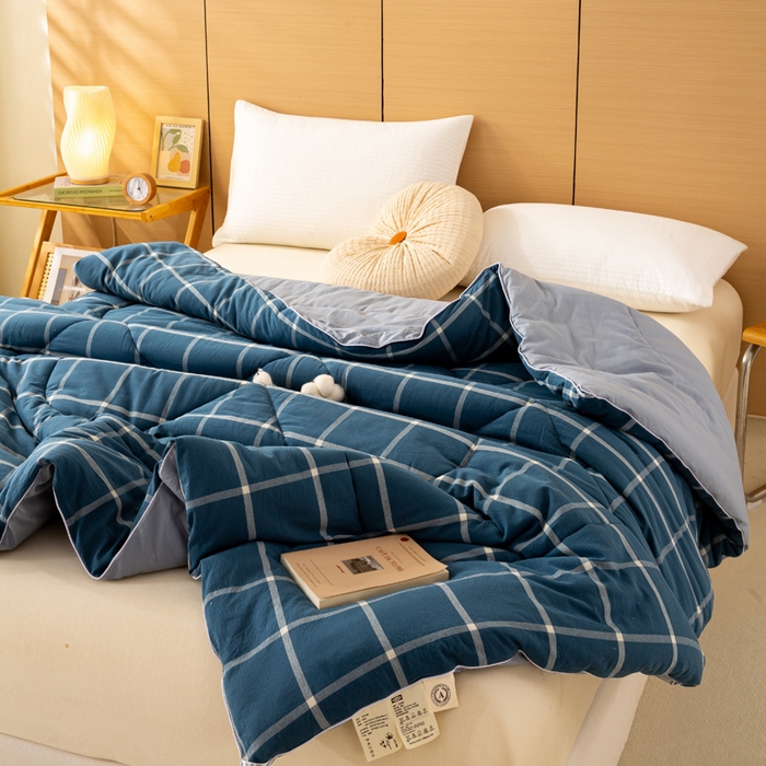 91家纺网 家纺一手货源 找家纺 美梦之都 2025新款全棉纯棉A类新疆棉花冬被被子被芯 蓝大格