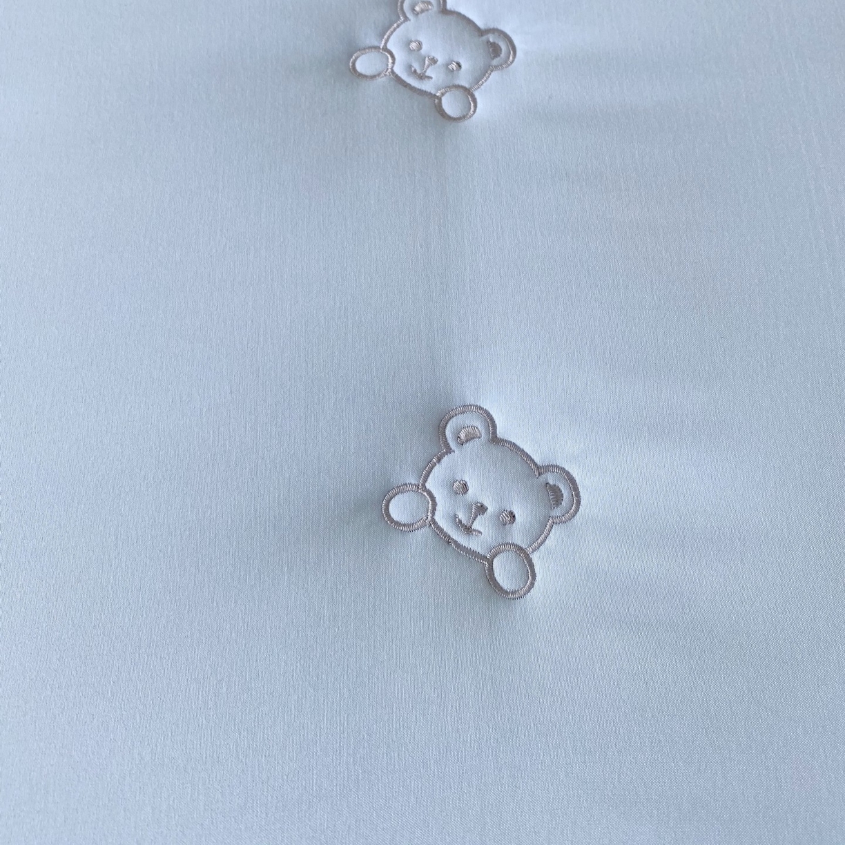 91家纺网 家纺一手货源 找家纺 尊康家纺（原磊科） 2025新款7A抗菌奶昔棉床笠-熊猫兔 熊猫兔-海蓝