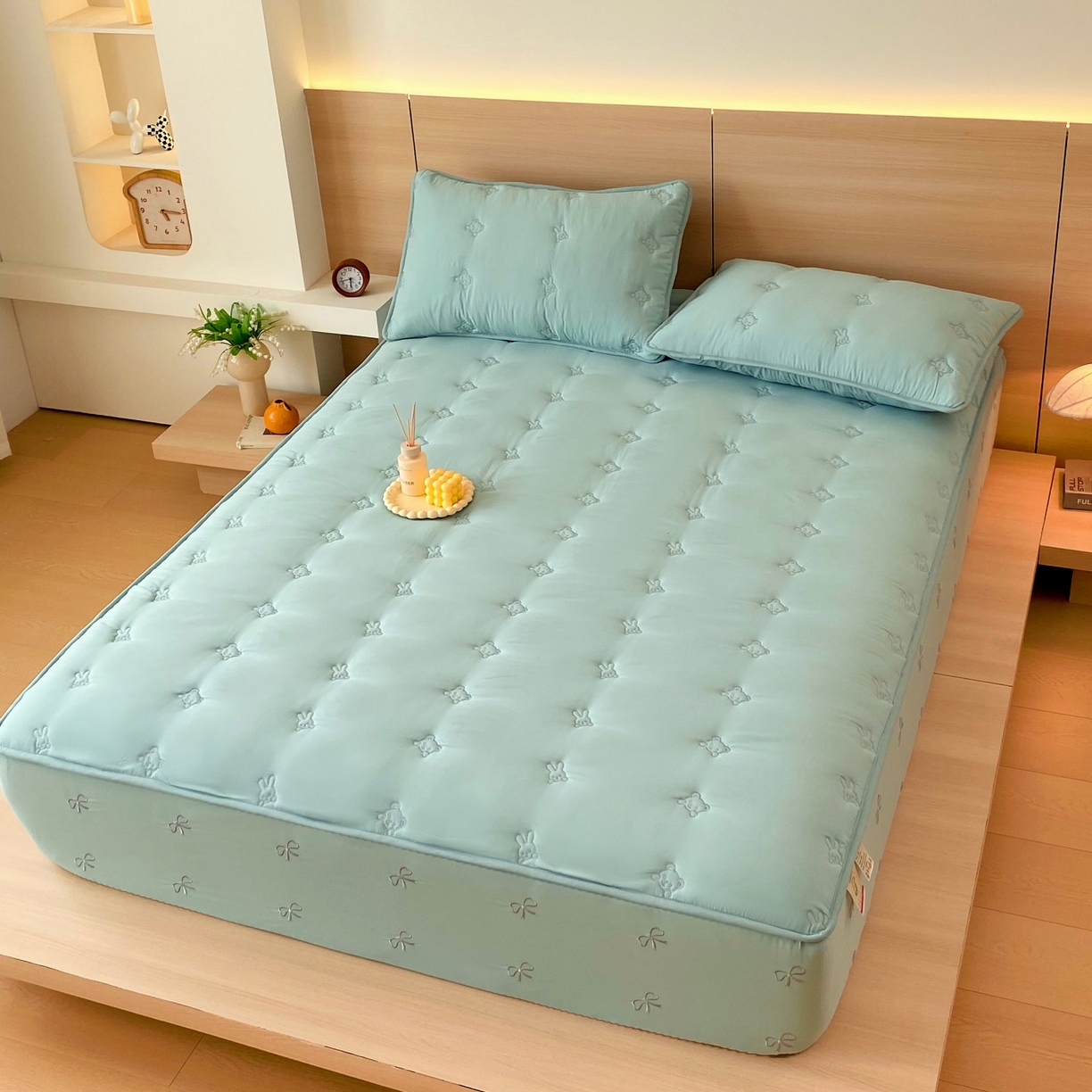 91家纺网 家纺一手货源 找家纺 尊康家纺（原磊科） 2025新款7A抗菌奶昔棉床笠-熊猫兔 熊猫兔-绿