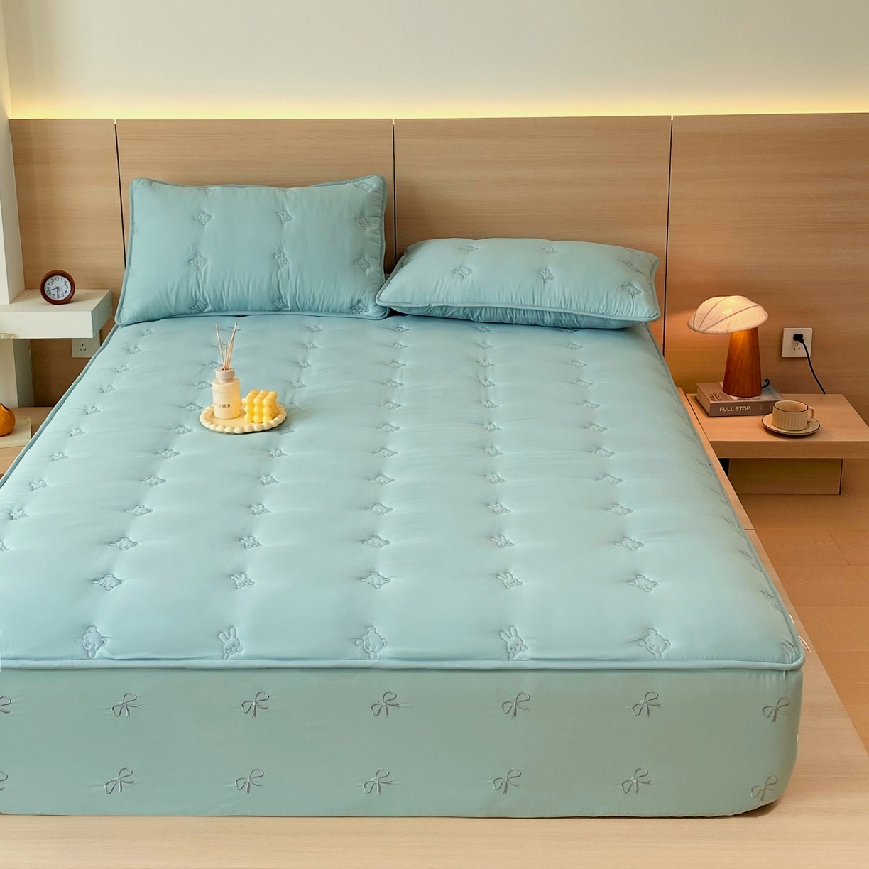 91家纺网 家纺一手货源 找家纺 尊康家纺（原磊科） 2025新款7A抗菌奶昔棉床笠-熊猫兔 熊猫兔-绿