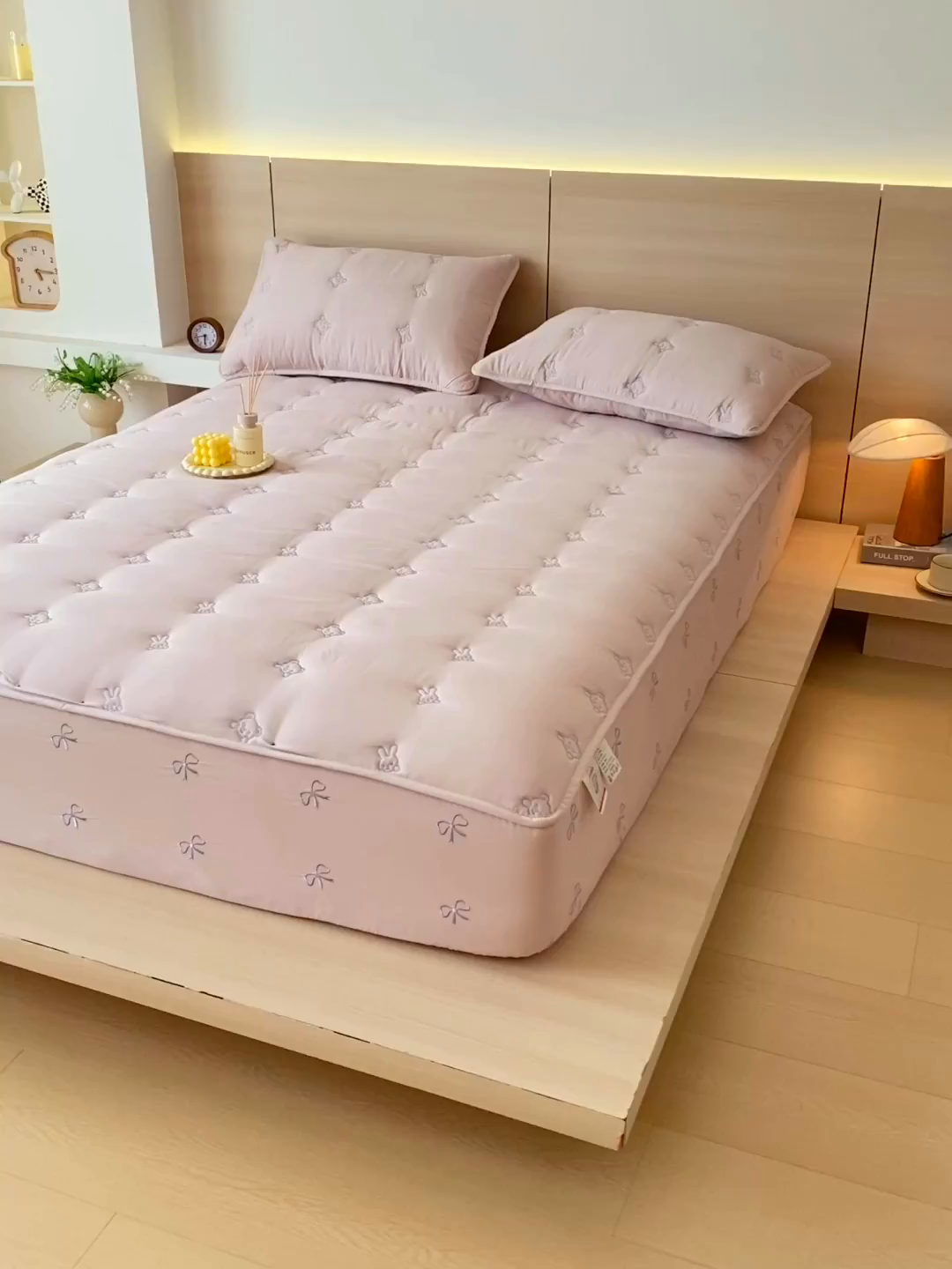 91家纺网 家纺一手货源 找家纺 尊康家纺（原磊科） 2025新款7A抗菌奶昔棉床笠-熊猫兔 熊猫兔-米咖