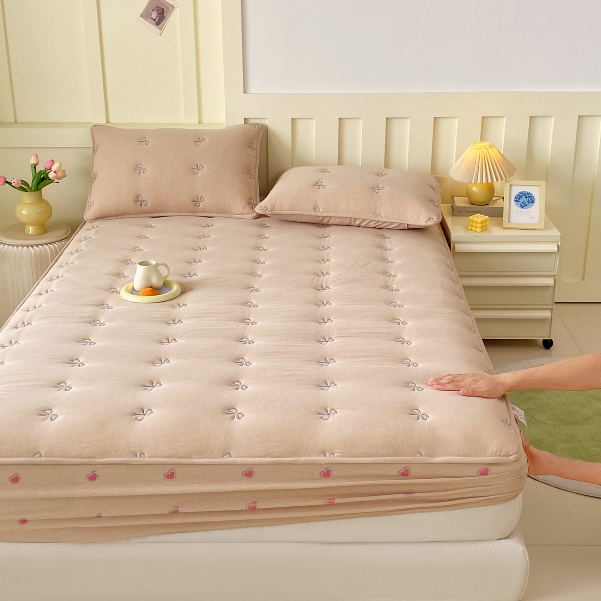 91家纺网 家纺一手货源 找家纺 尊康家纺（原磊科） 2025新款7A抗菌全棉色织水洗棉大豆棉填充床笠-同心结 同心结-香槟