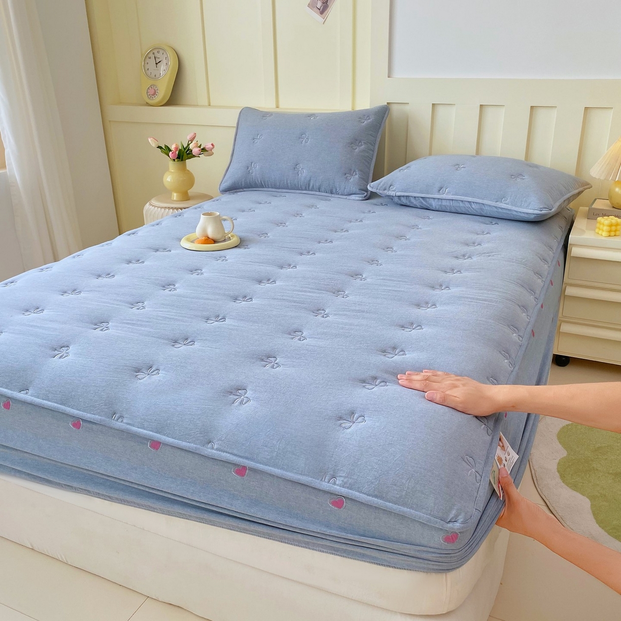 91家纺网 家纺一手货源 找家纺 （总）尊康家纺（原磊科） 2025新款7A抗菌全棉色织水洗棉大豆棉填充床笠-同心结