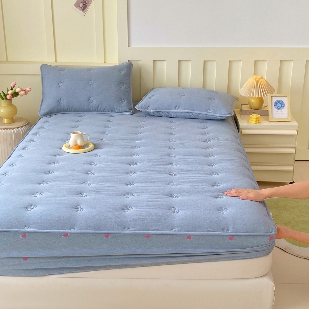 91家纺网 家纺一手货源 找家纺 尊康家纺（原磊科） 2025新款7A抗菌全棉色织水洗棉大豆棉填充床笠-同心结 同心结-蓝青年