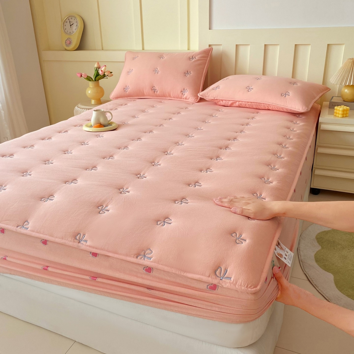 91家纺网 家纺一手货源 找家纺 （总）尊康家纺（原磊科） 2025新款7A抗菌全棉色织水洗棉大豆棉填充床笠-同心结