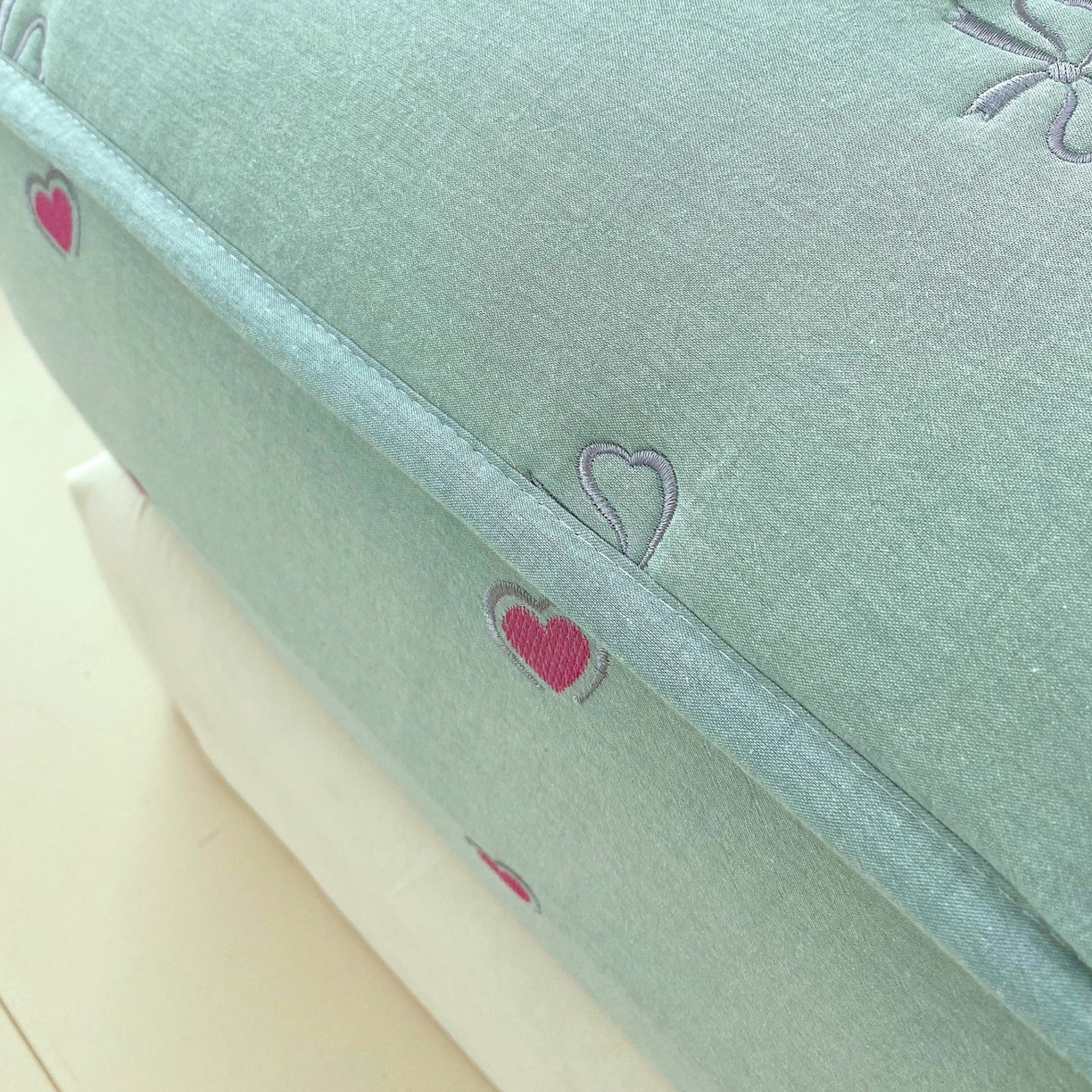 91家纺网 家纺一手货源 找家纺 尊康家纺（原磊科） 2025新款7A抗菌全棉色织水洗棉大豆棉填充床笠-同心结 同心结-翠绿