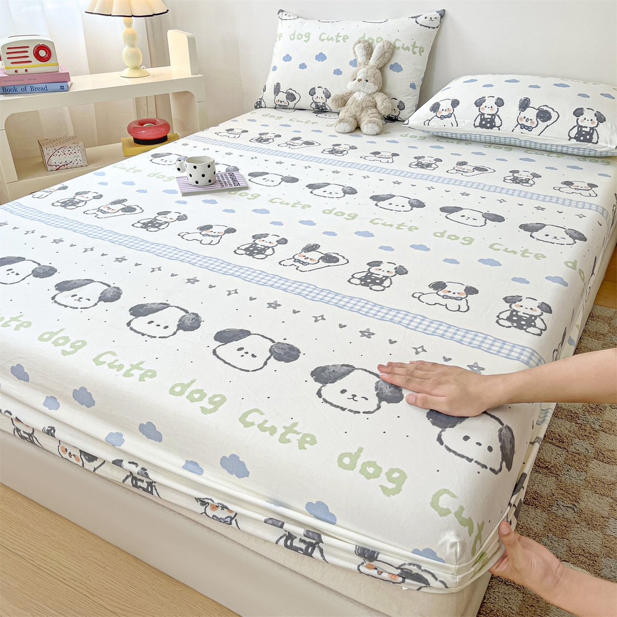 91家纺网 家纺一手货源 找家纺 盛秋家纺 2025新款A类水洗棉卡通印花床笠单品床笠单件单床笠 欢乐狗