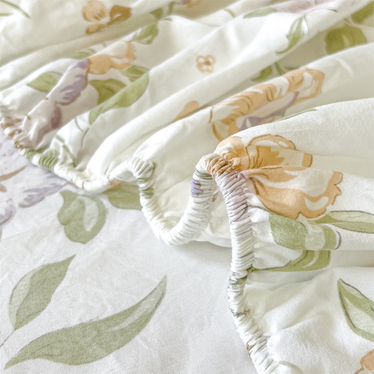 91家纺网 家纺一手货源 找家纺 盛秋家纺 2025新款A类水洗棉卡通印花床笠单品床笠单件单床笠 铃兰