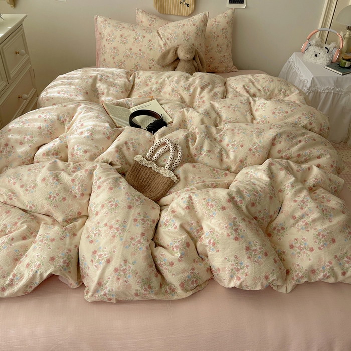 91家纺网 家纺一手货源 找家纺 贝扬思家纺 2025新款云感双层纱印花四件套 序曲-粉