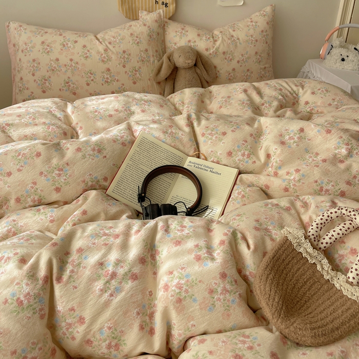 91家纺网 家纺一手货源 找家纺 贝扬思家纺 2025新款云感双层纱印花四件套 序曲-粉