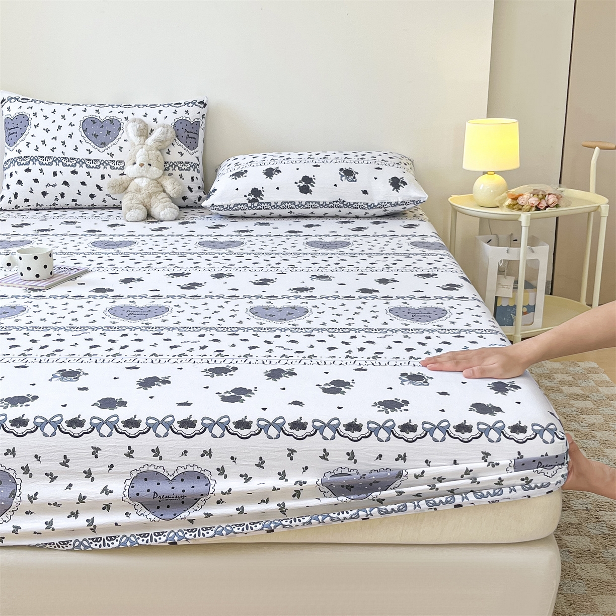 91家纺网 家纺一手货源 找家纺 盛秋家纺 2025新款A类水洗棉卡通印花床笠单品床笠单件单床笠 着迷