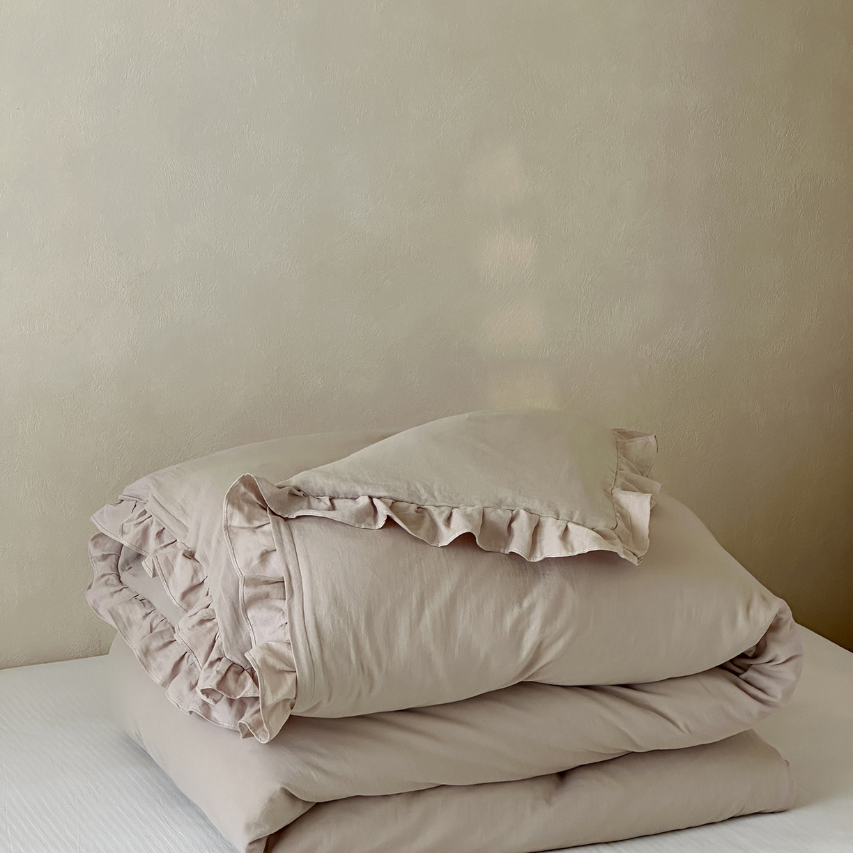 91家纺网 家纺一手货源 找家纺 三味舒屋 2025新款花边美学全棉双层纱单品单被套 复古棕